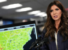 Tribunal de apelações dos EUA diz que decisão de Noem de encerrar proteções para venezuelanos nos EUA foi ilegal Yahoo news home