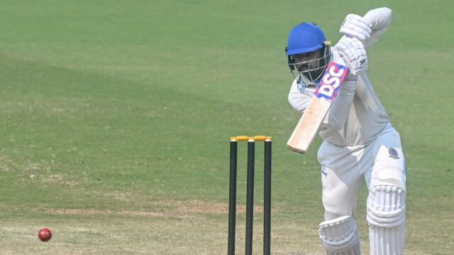 Troféu Ranji 2025-26: A ordem intermediária de Andhra apoia Abhishek, mas Vidarbha assume a liderança no dia 2
