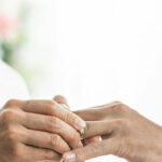 Trump acaba com Green Cards automáticos para migrantes que se casam com cidadãos dos EUA