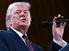 Trump alerta o Irã: faça um acordo nuclear ou enfrente um ataque “muito pior” à medida que a “armada massiva” se aproxima – “o tempo está se esgotando” Trump alerta o Irã: faça um acordo nuclear ou enfrente um ataque “muito pior” à medida que a “armada massiva” se aproxima – “o tempo está se esgotando”