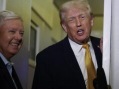 Trump apóia projeto de lei para sancionar China e Índia por petróleo russo, diz senador dos EUA Trump apóia projeto de lei para sancionar China e Índia por petróleo russo, diz senador dos EUA