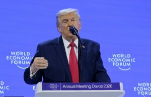 Trump ataca as restrições ‘catastróficas’ de petróleo e gás da Grã-Bretanha no Mar do Norte enquanto alimenta uma rivalidade crescente com Keir Starmer Donald Trump condenou o Reino Unido por não explorar os recursos energéticos ao fazer um discurso incoerente em Davos