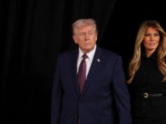 Trump diz que falou com o Irã em meio a crescentes temores de guerra Trump diz que falou com o Irã em meio a crescentes temores de guerra