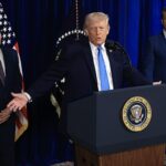 O presidente Donald Trump (centro) sugeriu que o secretário de Estado Marco Rubio (à esquerda) e o secretário de Defesa Pete Hegseth (à direita) governariam a Venezuela no futuro próximo