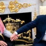 Durante uma visita aos Estados Unidos em Novembro, o príncipe herdeiro Mohammed pressionou o presidente dos EUA, Donald Trump, para ajudar a alcançar um acordo de paz no Sudão.