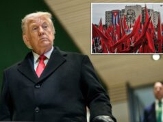 Trump pretende derrubar o regime comunista de Cuba até o final do ano: relatório O presidente dos EUA, Donald Trump, de sobretudo preto e gravata vermelha no Fórum Econômico Mundial.