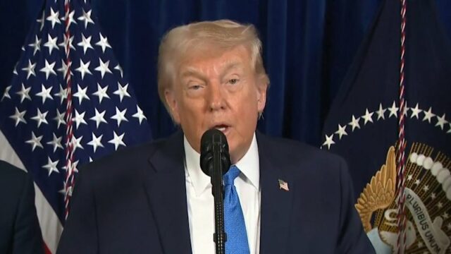 Trump promove pressão pela Groenlândia
