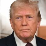 A ministra das Relações Exteriores da Groenlândia, Vivian Motzfeldt (Crédito: KNR Nutaarsiassat / KNR News/YouTube)