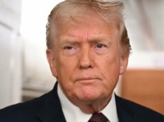 Trump revive ameaça legal contra Don Lemon depois que esforço do DOJ falha A ministra das Relações Exteriores da Groenlândia, Vivian Motzfeldt (Crédito: KNR Nutaarsiassat / KNR News/YouTube)