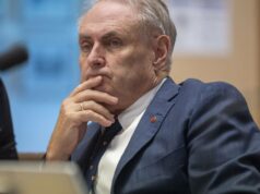 UE assina ‘mãe’ de todos os acordos comerciais, deixando a Austrália presa no portão da fazenda UE assina 'mãe' de todos os acordos comerciais, deixando a Austrália presa no portão da fazenda