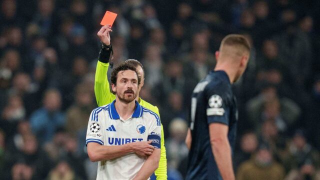 UEFA Champions League 2025-26: Copenhague, com dez jogadores, garante empate contra o Napoli
