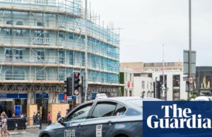 Uber reescreve contratos com motoristas para evitar o pagamento do novo ‘imposto de táxi’ do Reino Unido Uber reescreve contratos com motoristas para evitar o pagamento do novo ‘imposto de táxi’ do Reino Unido