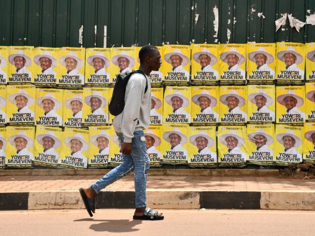 Uganda enfrenta apelos crescentes para acabar com o apagão da Internet antes das eleições
