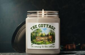 Uma vela para a ‘casa de campo’, um Hollander Quarter-Zip e 11 outras peças de produtos de ‘rivalidade aquecida’ para comprar on-line Estou indo para a vela do chalé