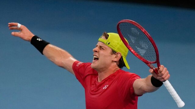 United Cup: Bergs derrota Mensik e a Bélgica vence a República Tcheca e chega às semifinais
