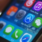 Usuários do iPhone da Telstra tendo problemas para fazer chamadas, inclusive para 000