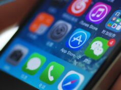 Usuários do iPhone da Telstra tendo problemas para fazer chamadas, inclusive para 000 Usuários do iPhone da Telstra tendo problemas para fazer chamadas, inclusive para 000