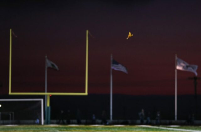 'Vamos fumar você': semanas após o assassinato de John Beam, outro treinador de Oakland é alvo de assassinato, diz a polícia
