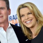 Vanna White se casa com o amor de longa data, John Donaldson, em uma cerimônia ‘surpresa’