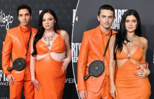 Veja Megan Stalter e Paul W. Downs se vestindo como Kylie Jenner e Timothée Chalamet no Critics Choice Awards 2026 Veja Megan Stalter e Paul W. Downs se vestindo como Kylie Jenner e Timothée Chalamet no Critics Choice Awards 2026