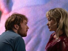 Vibradores, piadas e sexo a três: o thriller excêntrico de Olivia Wilde ‘I Want Your Sex’ esquenta o Sundance Vibradores, piadas e sexo a três: o thriller excêntrico de Olivia Wilde 'I Want Your Sex' esquenta o Sundance