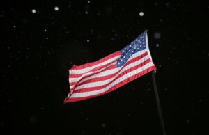 Vídeos de queda de neve da tempestade de inverno: a mídia social revela o quão forte a tempestade está atingindo Vídeos de queda de neve da tempestade de inverno: a mídia social revela o quão forte a tempestade está atingindo