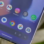 Aplicativo Gmail na tela inicial de um Pixel