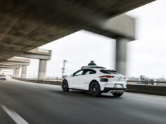 Waymo supostamente levantando uma rodada de financiamento de US$ 16 bilhões Waymo san francisco freeway