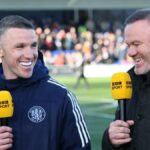 Wayne Rooney à beira das lágrimas enquanto o irmão John é o mentor da história da FA Cup com Macclesfield