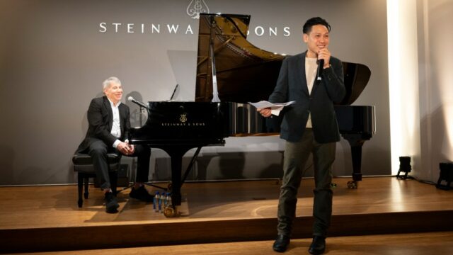 'Wicked: For Good': Stephen Schwartz canta 'No Place Like Home' e 'The Girl in the Bubble' e explica o processo de composição por trás deles
