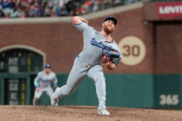 Yankees 'check-in' no Dodgers World Series Champion Reliever Los Angeles Dodgers relief pitcher Michael Kopech in 2025.