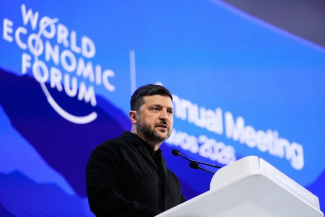 Zelensky chama negociações trilaterais com EUA e Rússia de 'construtivas' Zelensky chama negociações trilaterais com EUA e Rússia de 'construtivas'
