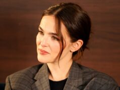 Zoey Deutch: ‘Sinto-me tão envergonhada de ser americana, vendo como nosso governo está lidando’ com a brutalidade do ICE Zoey Deutch: 'Sinto-me tão envergonhada de ser americana, vendo como nosso governo está lidando' com a brutalidade do ICE