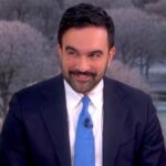 Zohran Mamdani critica Whoopi Goldberg por ainda lutar com seu nome: 'Um dia vamos conseguir!'