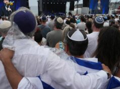 ‘Compartilhamos sua dor’: Austrália marca dia de luto pelo ataque terrorista de Bondi Ataque terrorista em Bondi Beach