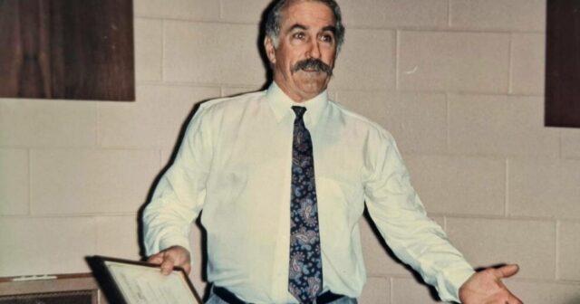 ‘Foi uma surpresa’: anos de voluntariado rendem ao herói local OAM
