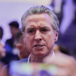 ‘Não serei cúmplice’: Newsom se posiciona contra a intimidação de Trump