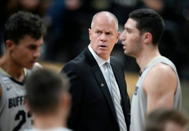 12 grandes classificações de poder do MBB: Arizona de volta ao topo, estado de Iowa salta com o início da temporada de tiros (o estado de Kansas terá companhia)
