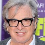 Robert Carradine, estrela de 'Revenge of the Nerds' e 'Lizzie McGuire', morre aos 71 anos