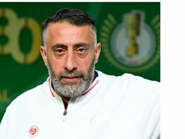 '4 Blocks' leva Kida Khodr Ramadan a estrelar 'EYE' de '4 Blocks' leva Kida Khodr Ramadan a estrelar 'EYE' de Nuran David Calis para Maze