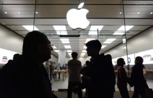 A Apple intensifica o trabalho em óculos, pingente e AirPods de câmera para a era da IA A Apple intensifica o trabalho em óculos, pingente e AirPods de câmera para a era da IA