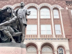 A Booker T. Washington High School continua a formar jovens líderes em Atlanta Yahoo news home