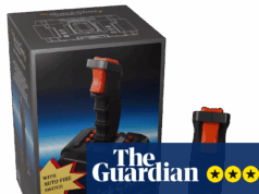 A análise do joystick QuickShot II – cliques e movimentos dos anos 80 recriados com amor A análise do joystick QuickShot II – cliques e movimentos dos anos 80 recriados com amor