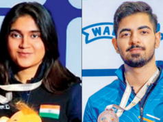 A atleta olímpica Esha recebe honras na pistola de ar 10m; Samrat ensaca bronze A atleta olímpica Esha recebe honras na pistola de ar 10m; Samrat ensaca bronze