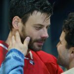 Ilya (Connor Storrie) e Shane (Hudson Williams).