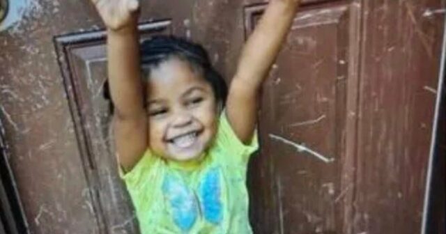 A busca por uma menina de 2 anos continua no Homem da Filadélfia espancou a filha 2 da namorada até a morte