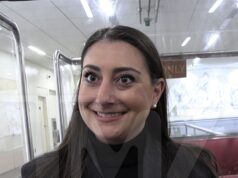 A deputada Sara Jacobs diz que o Congresso é basicamente como o ensino médio 020526_sara_jacobs_kal