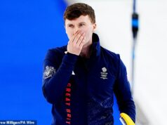 A equipe GB ganha a prata no curling olímpico de inverno em um eco devastador de Pequim 2022, enquanto Bruce Mouat e companhia caem para os astutos canadenses Bruce Mouat perdeu o gol olímpico mais uma vez quando o time da Grã-Bretanha foi derrotado pelo Canadá