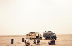 A equipe de som feminina de ‘Sirāt’ fala sobre como fazer história no Oscar e como eles capturaram vento, motores e pneus para criar um ambiente desértico A equipe de som feminina de 'Sirāt' fala sobre como fazer história no Oscar e como eles capturaram vento, motores e pneus para criar um ambiente desértico