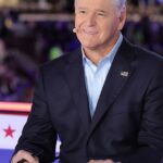 A estrela da Fox News, Sean Hannity, junta-se ao desfile de podcasts